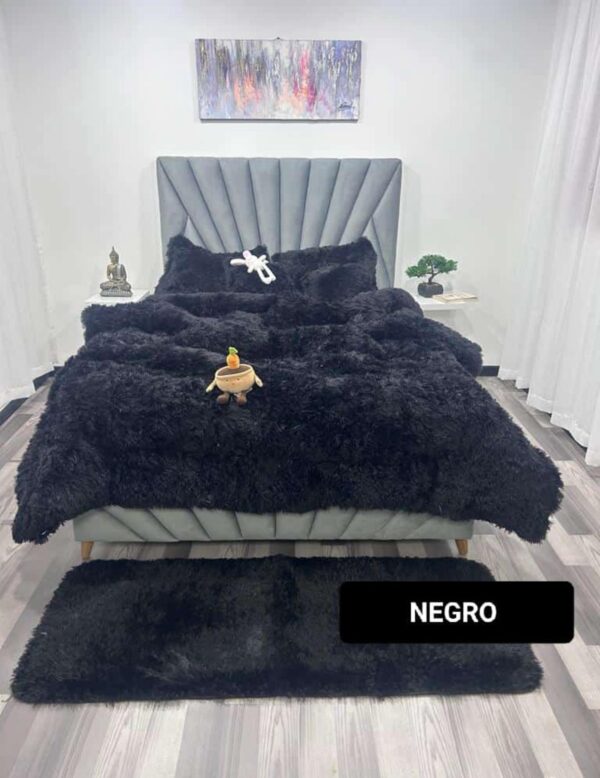 edredon unicolor peludo - Imagen 3